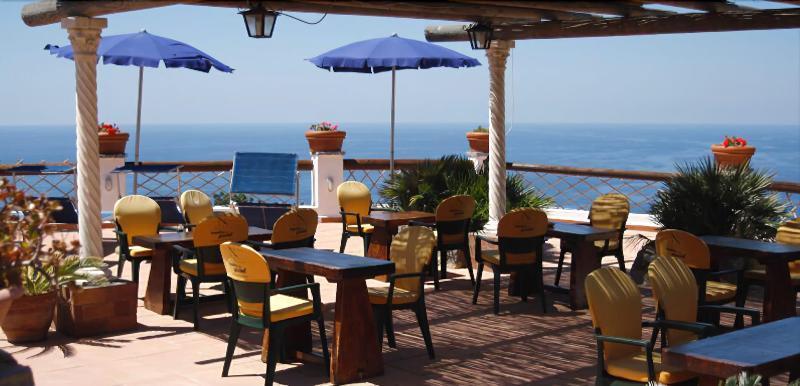 Hotel Punto Azzurro Forio di Ischia المظهر الخارجي الصورة