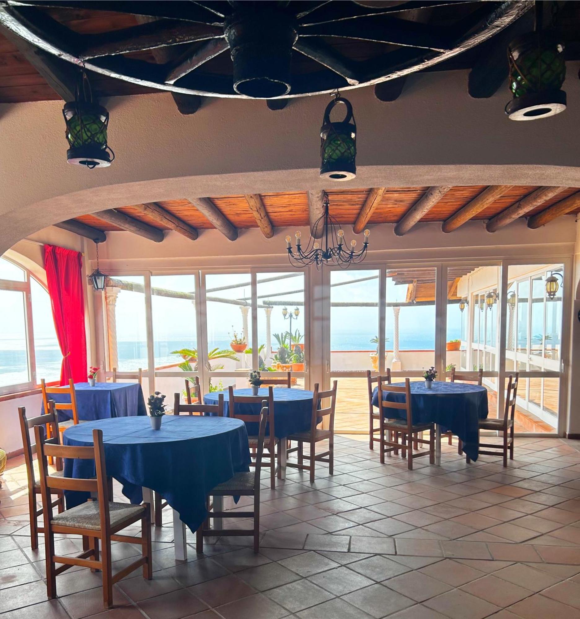 Hotel Punto Azzurro Forio di Ischia المظهر الخارجي الصورة